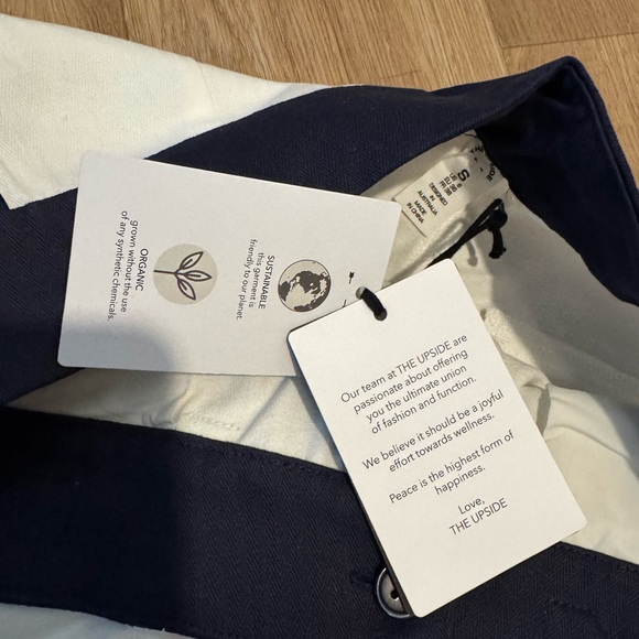 The Upside Racer Short - Picture 16 of 16